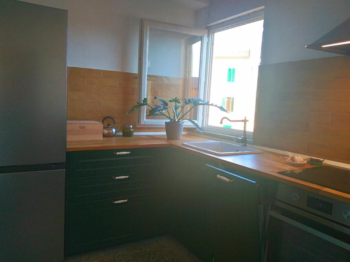 Lotte'S Guesthouse Livorno Eksteriør billede