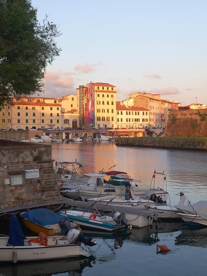 Lotte'S Guesthouse Livorno Eksteriør billede